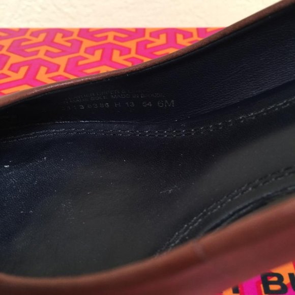 Tory Burch - Pacey Cap-Toe Wedge Pump - Picture 3 of 8